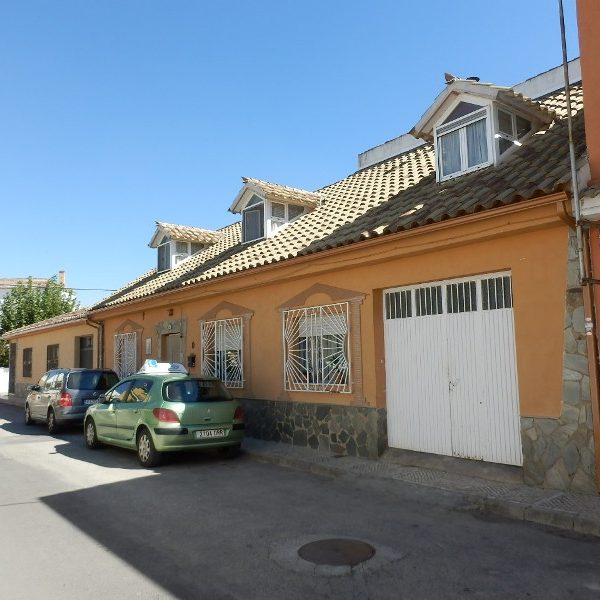 Reforma y ampliación de vivienda en Calle García Lorca, 5. Cullar Vega (Granada)